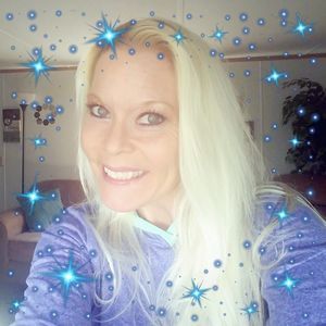 Meet your Posher, Valerie